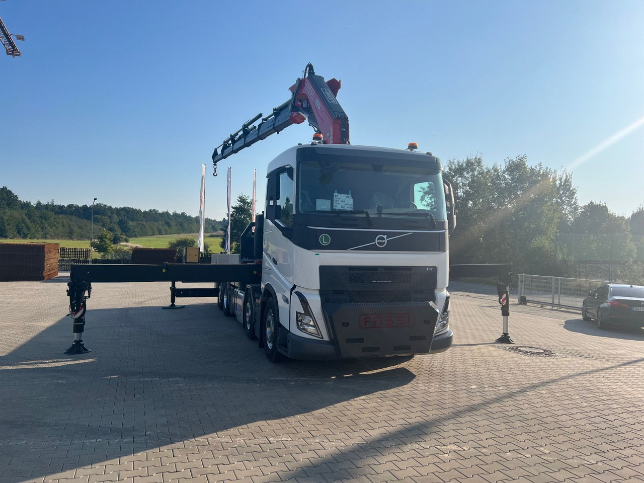 Volvo FH 500 8x2 Kran F710 RA2.26 - Crane truck: picture 2 Volvo FH 500 8x2 Kran F710 RA2.26 - Crane truck: picture 2