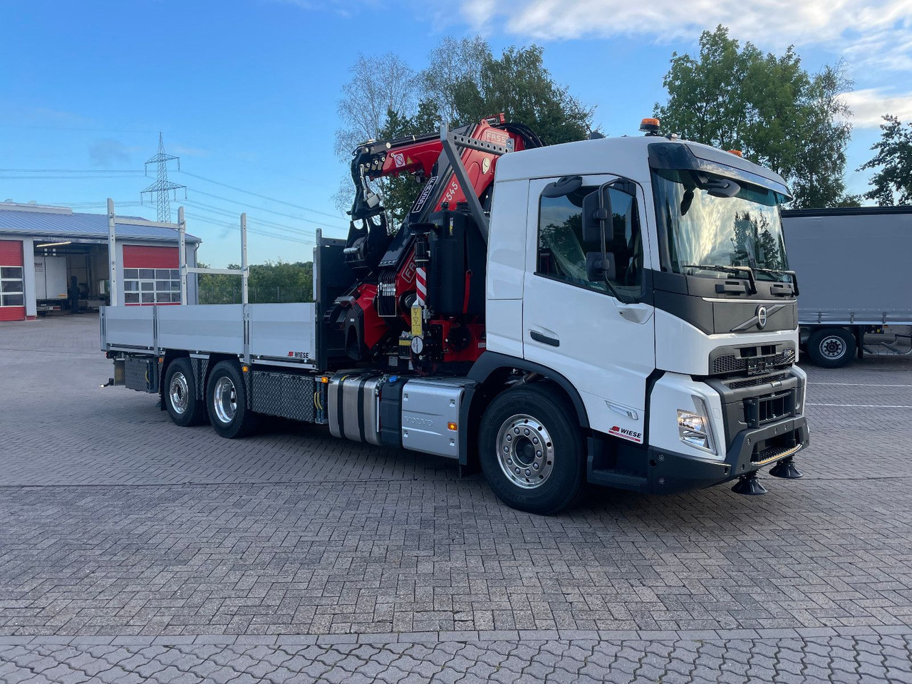 Volvo FMX 500 FASSI Ladekran F545 JIB & Winde Sofort - Crane truck: picture 1 Volvo FMX 500 FASSI Ladekran F545 JIB & Winde Sofort - Crane truck: picture 1