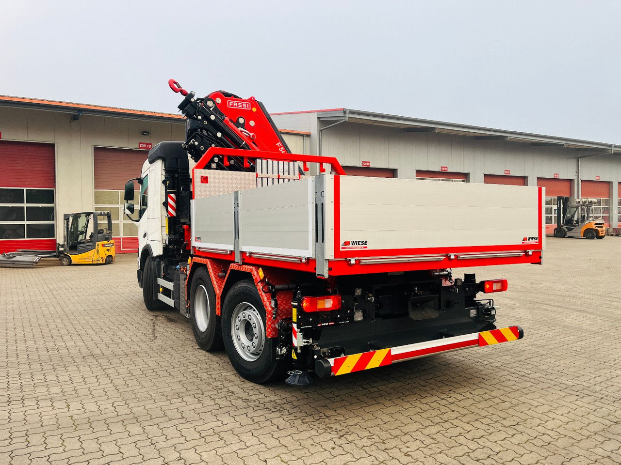 Volvo FMX 540 6x2 mit F545RA.2.28 - Crane truck: picture 4 Volvo FMX 540 6x2 mit F545RA.2.28 - Crane truck: picture 4