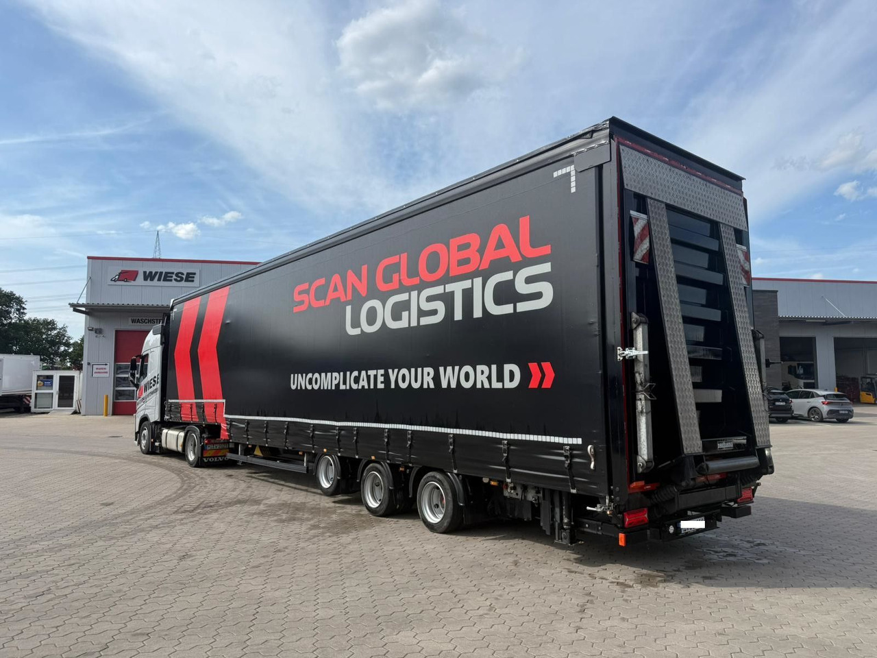 Wiese 3-Achs Gabestaplertransporter Mega LBW - Low loader semi-trailer: picture 1 Wiese 3-Achs Gabestaplertransporter Mega LBW - Low loader semi-trailer: picture 1