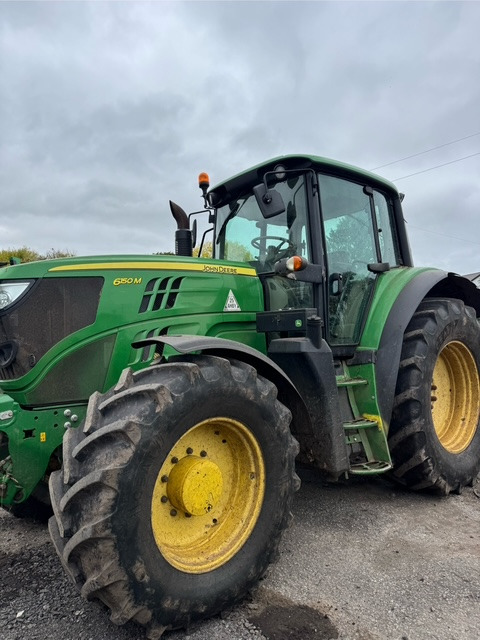 JOHN DEERE 6150 M - Farm tractor: picture 4 JOHN DEERE 6150 M - Farm tractor: picture 4