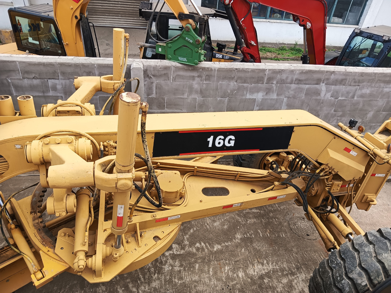 CATERPILLAR 16G - Grader: picture 2 CATERPILLAR 16G - Grader: picture 2