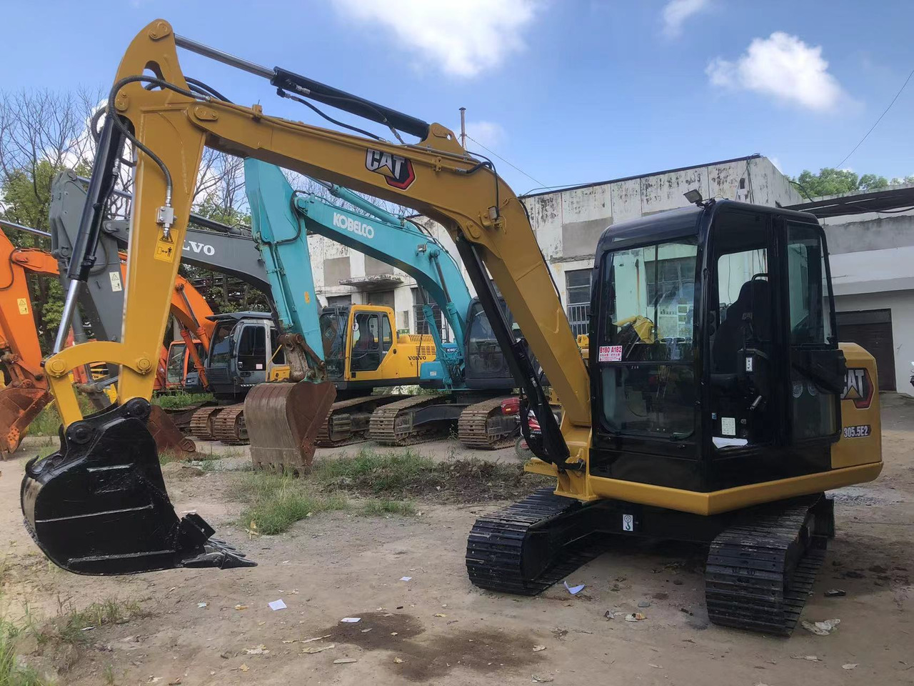 CATERPILLAR 305.5E - Mini excavator: picture 1 CATERPILLAR 305.5E - Mini excavator: picture 1
