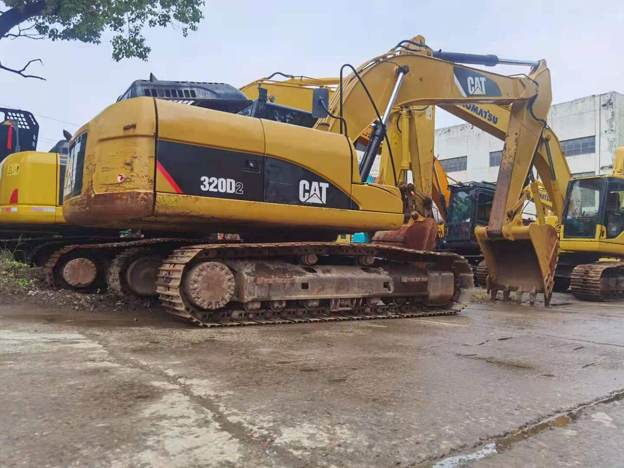 CATERPILLAR 320D2 - Crawler excavator: picture 3 CATERPILLAR 320D2 - Crawler excavator: picture 3