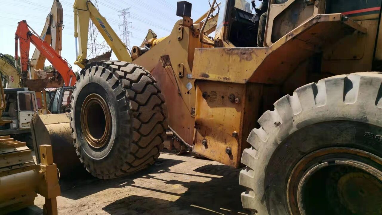 CATERPILLAR 966F - Wheel loader: picture 5 CATERPILLAR 966F - Wheel loader: picture 5