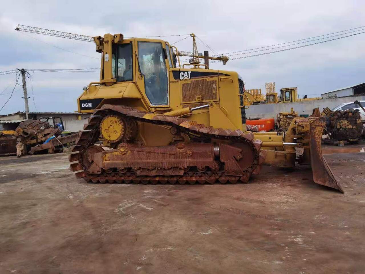 CATERPILLAR D6N - Bulldozer: picture 5 CATERPILLAR D6N - Bulldozer: picture 5