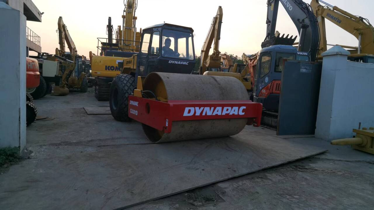 DYNAPAC CA301D-roller - Roller: picture 5 DYNAPAC CA301D-roller - Roller: picture 5