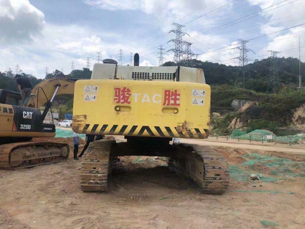 HITACHI ZX490 - Crawler excavator: picture 3 HITACHI ZX490 - Crawler excavator: picture 3