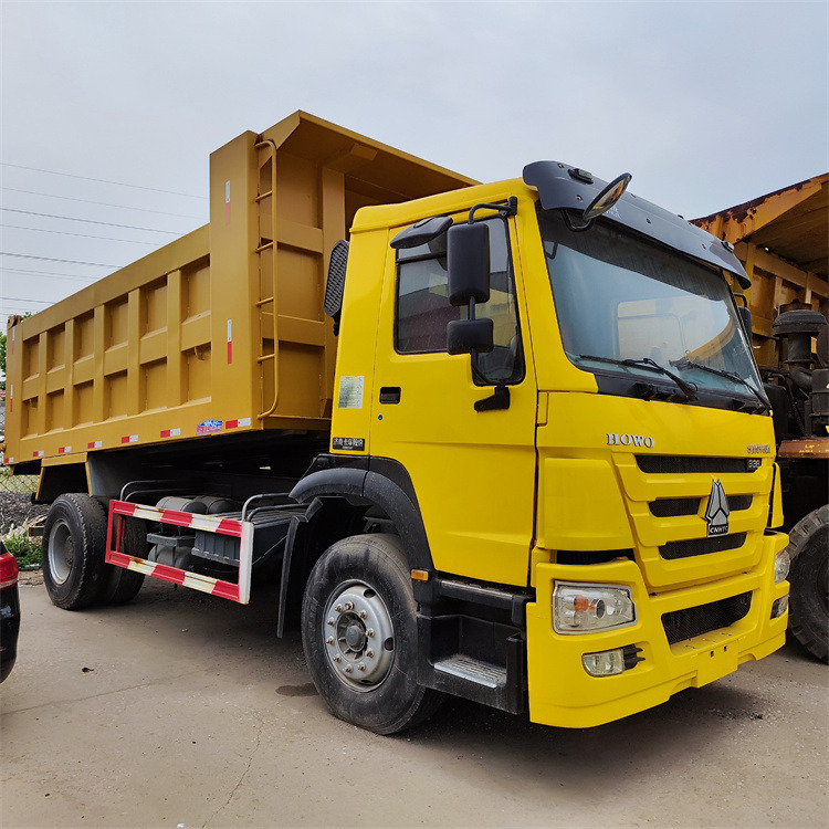 HOWO HOWO 6x4 336hp-Yellow - Tipper: picture 3 HOWO HOWO 6x4 336hp-Yellow - Tipper: picture 3