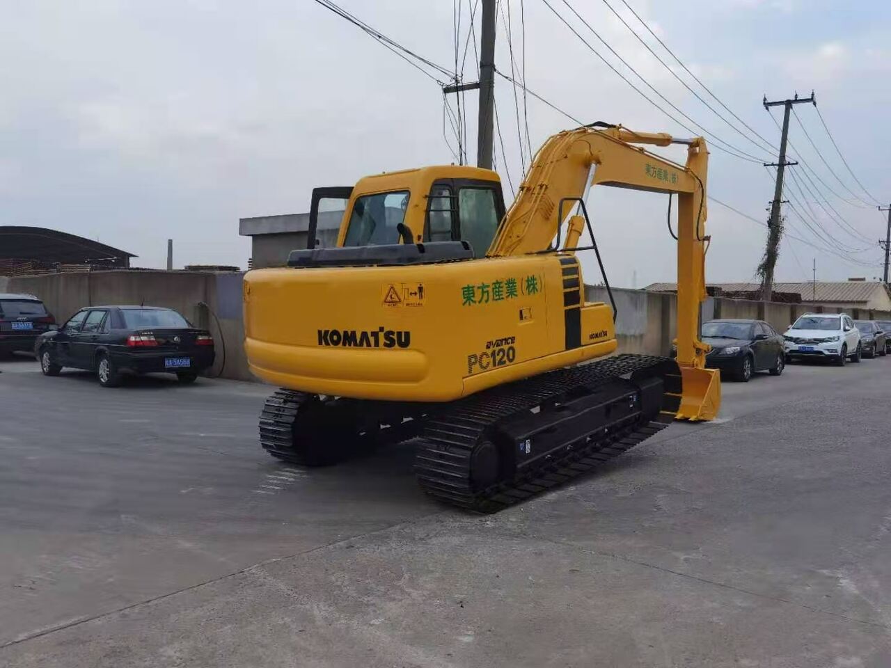 KOMATSU PC120-6 - Crawler excavator: picture 4 KOMATSU PC120-6 - Crawler excavator: picture 4