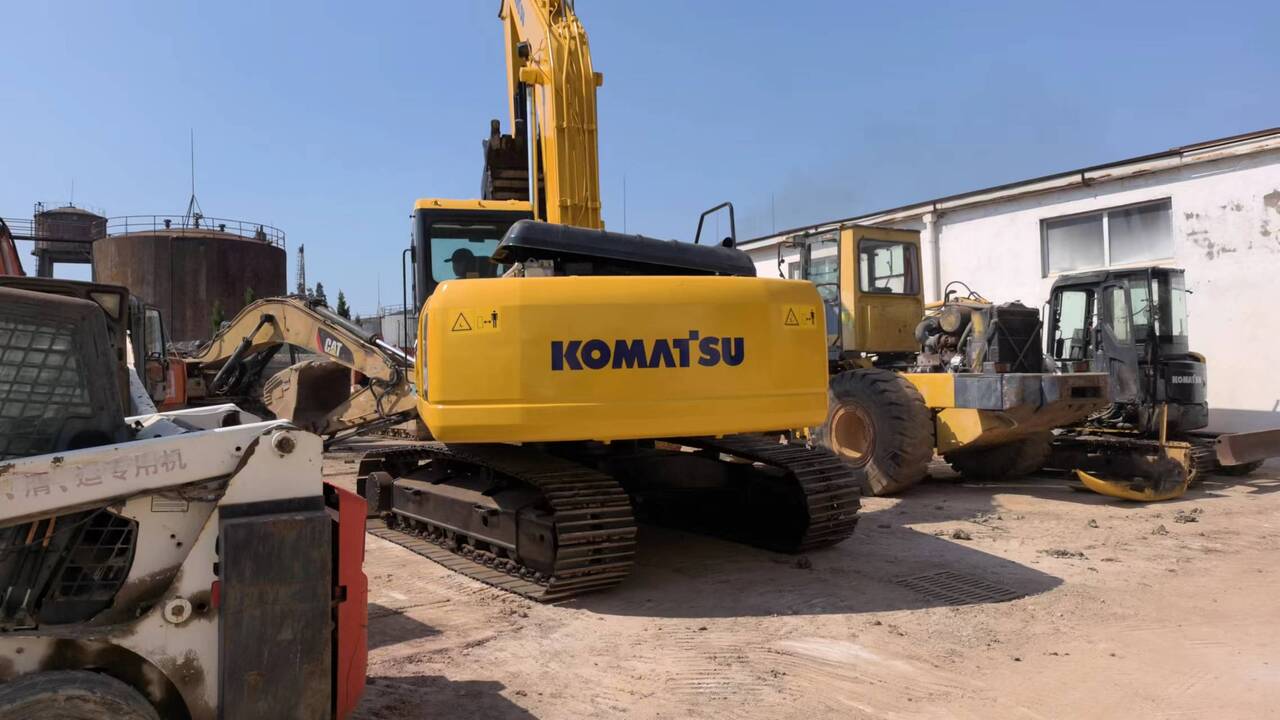 KOMATSU PC200-7 - Crawler excavator: picture 4 KOMATSU PC200-7 - Crawler excavator: picture 4