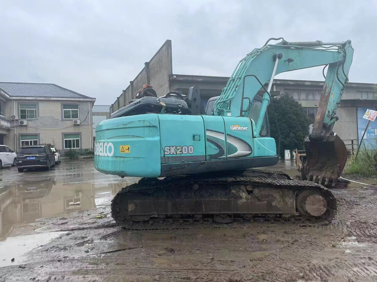 Kobelco SK200 - Crawler excavator: picture 5 Kobelco SK200 - Crawler excavator: picture 5