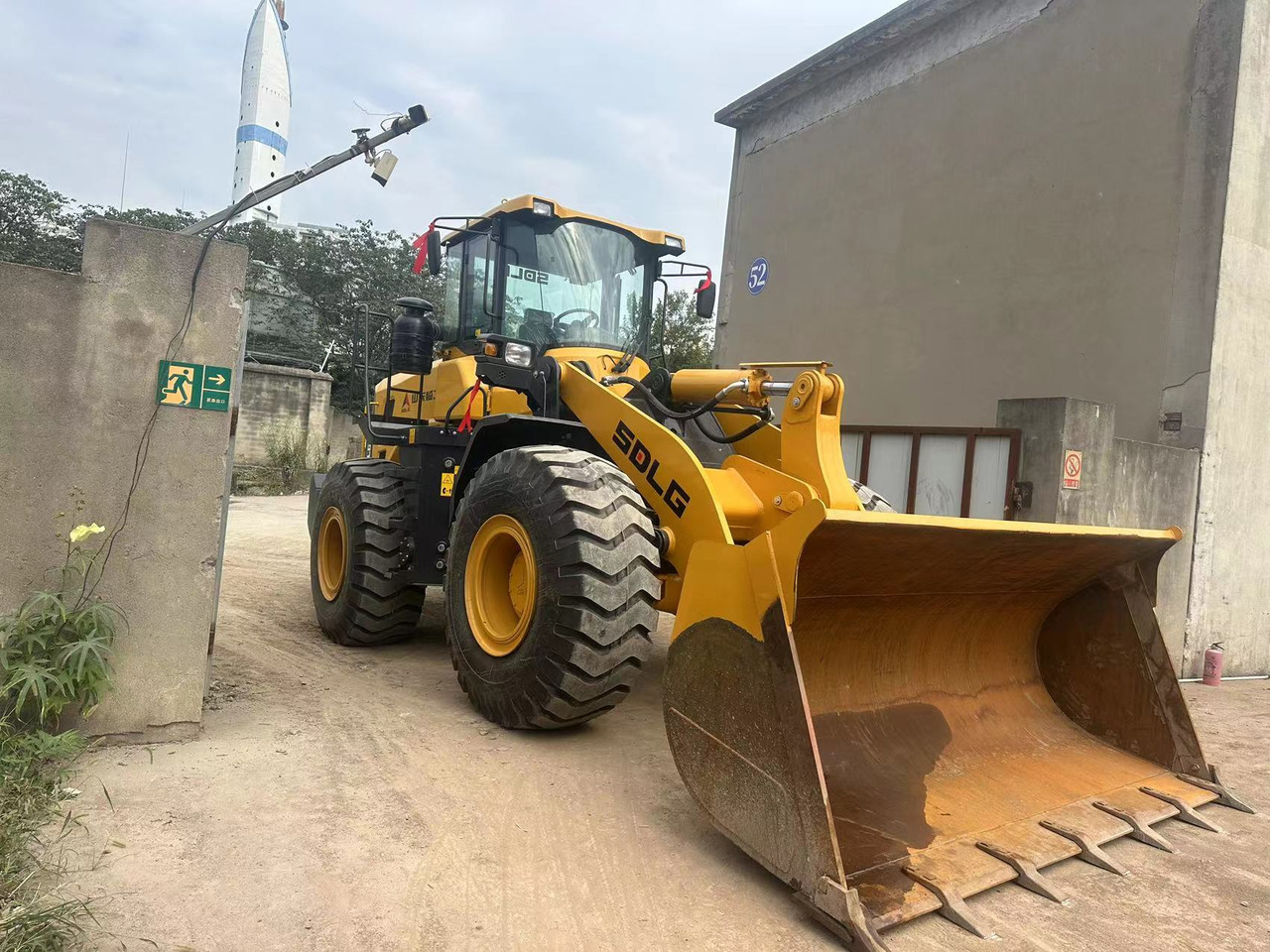 SDLG LG956F - Crawler excavator: picture 5 SDLG LG956F - Crawler excavator: picture 5