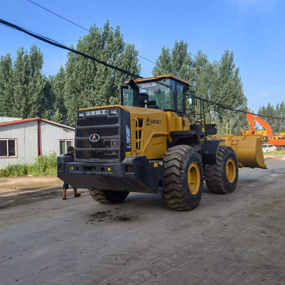 SDLG LG958F - Wheel loader: picture 2 SDLG LG958F - Wheel loader: picture 2