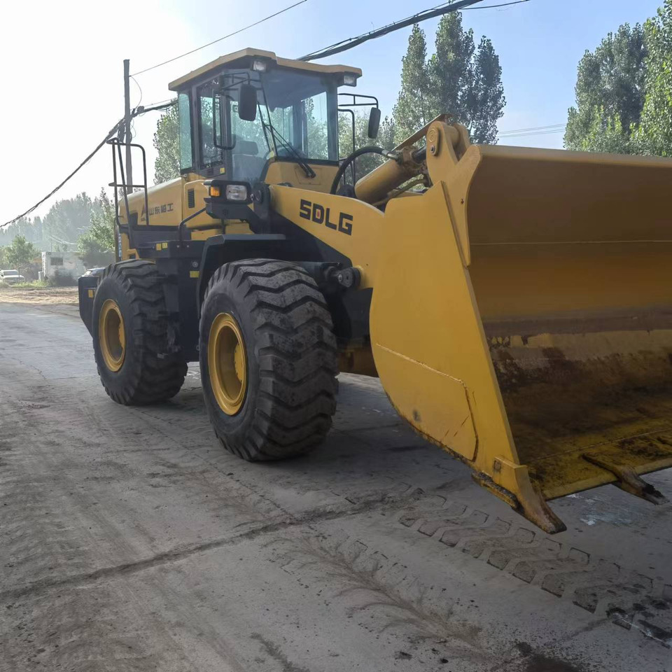 SDLG LG958F - Wheel loader: picture 4 SDLG LG958F - Wheel loader: picture 4