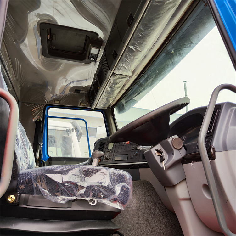 HOWO 6x4 336hp tractor - Tractor unit: picture 5 HOWO 6x4 336hp tractor - Tractor unit: picture 5