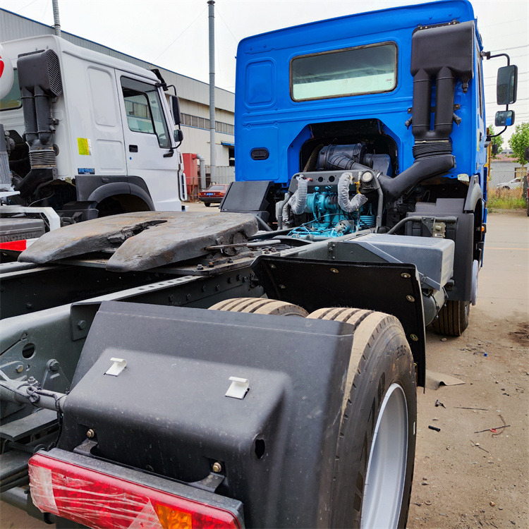 HOWO HOWO 6x4 336 truck tractors - Tractor unit: picture 4 HOWO HOWO 6x4 336 truck tractors - Tractor unit: picture 4