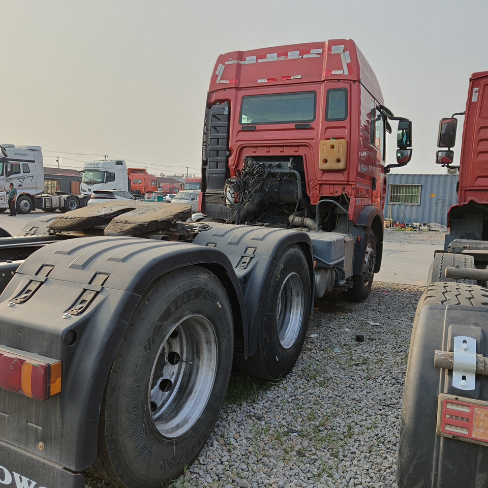 Sinotruk Howo T7H 6x4 - Tractor unit: picture 3 Sinotruk Howo T7H 6x4 - Tractor unit: picture 3