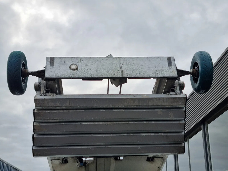 Commercial vehicle FUSO Canter 35S13/ Ladderlift 26m/ Leiterlift / Umzugslift/ Mobellift: picture 19 Commercial vehicle FUSO Canter 35S13/ Ladderlift 26m/ Leiterlift / Umzugslift/ Mobellift: picture 19