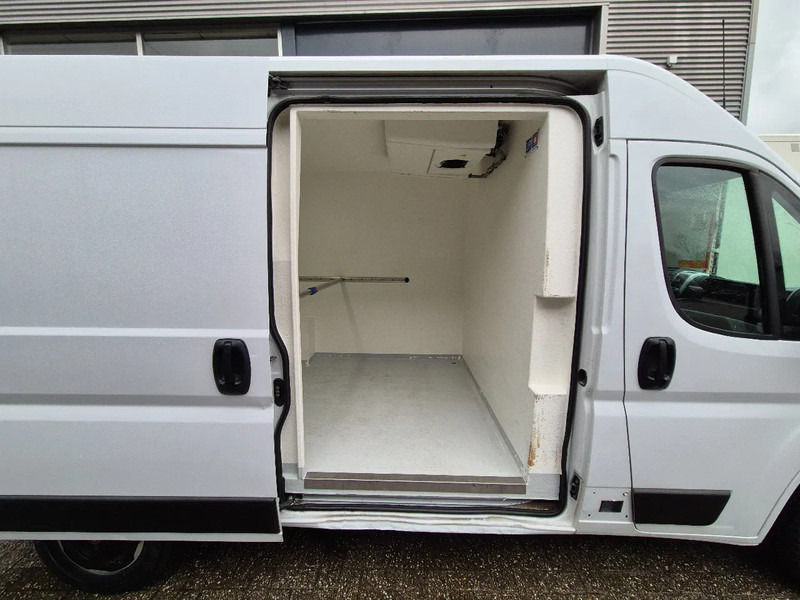 Refrigerated delivery van Fiat Ducato 2.3D L2H2 Koelwagen/ Carrier Xarios 300/ Standby 230V: picture 7 Refrigerated delivery van Fiat Ducato 2.3D L2H2 Koelwagen/ Carrier Xarios 300/ Standby 230V: picture 7