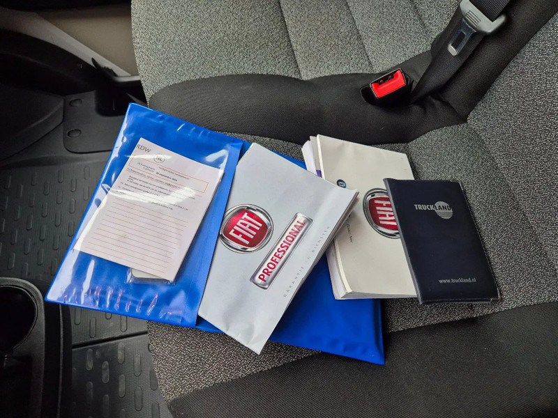 Refrigerated delivery van Fiat Ducato 2.3D L2H2 Koelwagen/ Carrier Xarios 300/ Standby 230V: picture 18 Refrigerated delivery van Fiat Ducato 2.3D L2H2 Koelwagen/ Carrier Xarios 300/ Standby 230V: picture 18