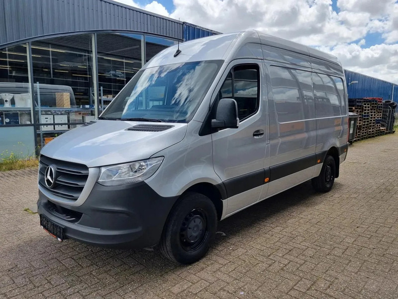 Mercedes-Benz Sprinter 316 CDI 163 PK L2H2 EURO 6C - Panel van: picture 4 Mercedes-Benz Sprinter 316 CDI 163 PK L2H2 EURO 6C - Panel van: picture 4