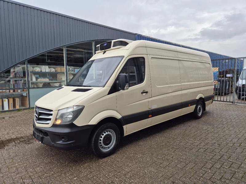Mercedes-Benz Sprinter 316 CDI L3H2 E6/ Koelwagen Carrier 400 MT -30/+30 Standby 380V - Refrigerated delivery van: picture 4 Mercedes-Benz Sprinter 316 CDI L3H2 E6/ Koelwagen Carrier 400 MT -30/+30 Standby 380V - Refrigerated delivery van: picture 4