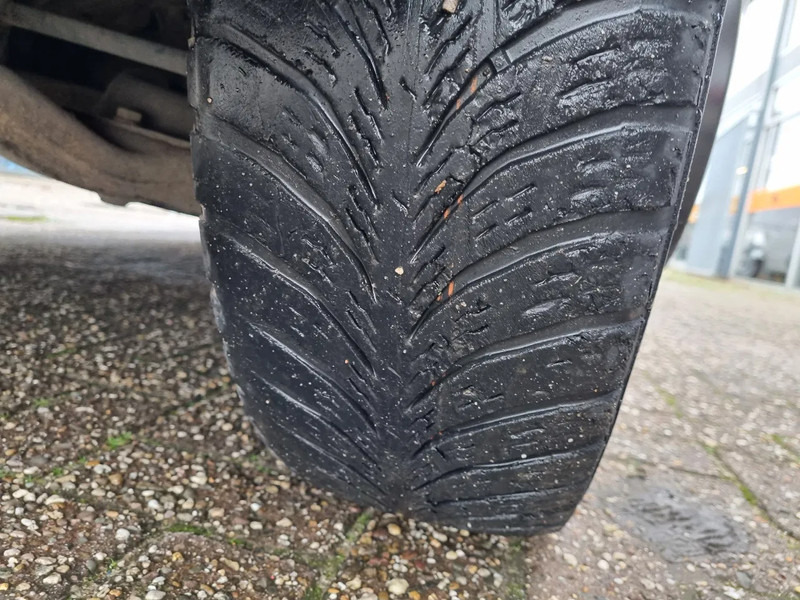 Closed box van Mercedes-Benz Sprinter 513 CDI Koffer 21kub 130 pk Euro 5B GVW 5300 KG: picture 12