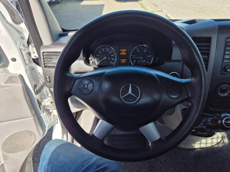 Open body delivery van Mercedes-Benz Sprinter 519 CDI 3.0V6 Pick up Euro 6 Pritsche 4.31 m: picture 17