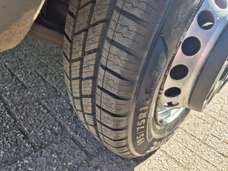 Open body delivery van Mercedes-Benz Sprinter 519 CDI 3.0V6 Pick up Euro 6 Pritsche 4.31 m: picture 15