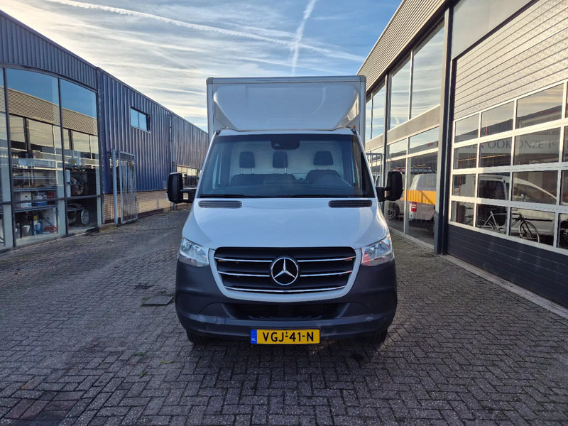 Mercedes-Benz Sprinter 519 CDI/ Koffer/ 3.0 CDI V6/ E6d - Closed box van: picture 4 Mercedes-Benz Sprinter 519 CDI/ Koffer/ 3.0 CDI V6/ E6d - Closed box van: picture 4