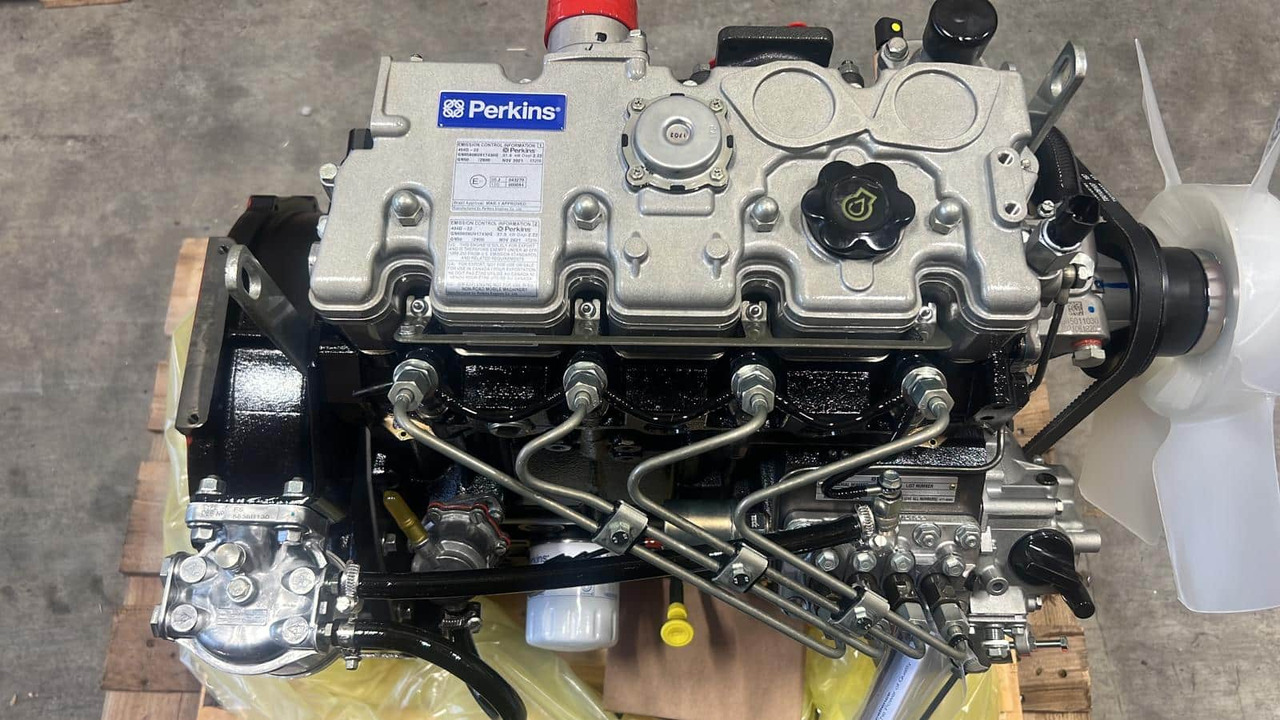 Perkins 404D-22 COMPLETE Engine 2 BOLT PTO - Engine: picture 5 Perkins 404D-22 COMPLETE Engine 2 BOLT PTO - Engine: picture 5