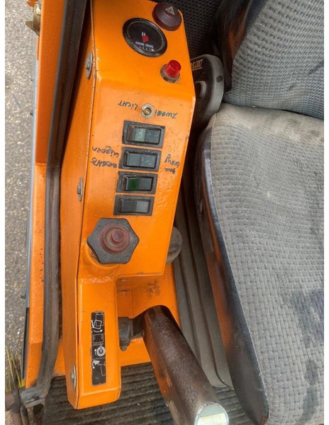 Nilfisk MFH2200 SWEEPER MFH 2200 CLEANER - Industrial sweeper: picture 5 Nilfisk MFH2200 SWEEPER MFH 2200 CLEANER - Industrial sweeper: picture 5