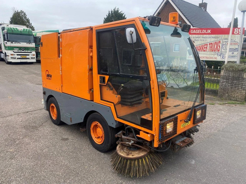 Nilfisk MFH2200 SWEEPER MFH 2200 CLEANER - Industrial sweeper: picture 3 Nilfisk MFH2200 SWEEPER MFH 2200 CLEANER - Industrial sweeper: picture 3