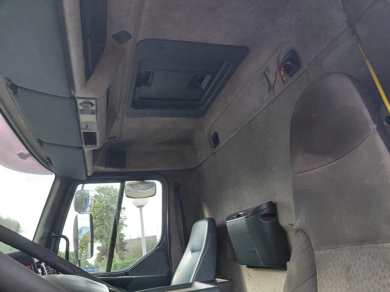 Tanker truck Renault Premium 300 6x2 Silo !!! MECHANIC INJECTORS AND FUEL PUMP !!!: picture 9 Tanker truck Renault Premium 300 6x2 Silo !!! MECHANIC INJECTORS AND FUEL PUMP !!!: picture 9