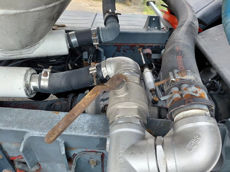 Tanker truck Renault Premium 300 6x2 Silo !!! MECHANIC INJECTORS AND FUEL PUMP !!!: picture 14 Tanker truck Renault Premium 300 6x2 Silo !!! MECHANIC INJECTORS AND FUEL PUMP !!!: picture 14