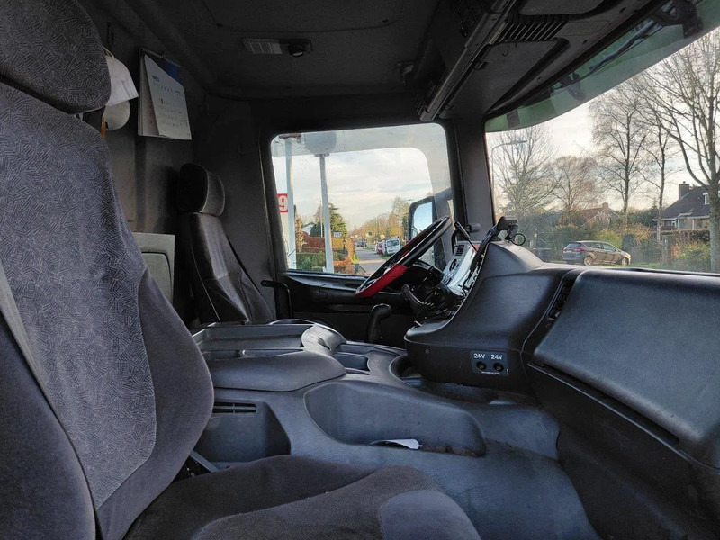 Scania P114-340 114G 340 BIG AXLE FULL STEEL SPRING 3+3 MANUAL GEARBOX - Dropside/ Flatbed truck: picture 4 Scania P114-340 114G 340 BIG AXLE FULL STEEL SPRING 3+3 MANUAL GEARBOX - Dropside/ Flatbed truck: picture 4