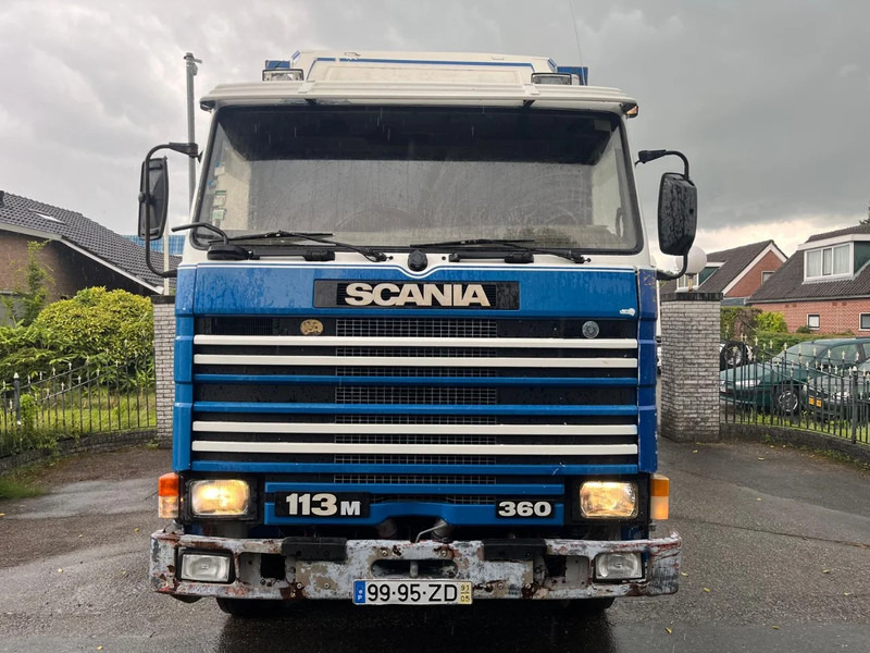 Scania R113-360 2 DECK LIFESTOCK truck in good condition - Livestock truck: picture 2 Scania R113-360 2 DECK LIFESTOCK truck in good condition - Livestock truck: picture 2