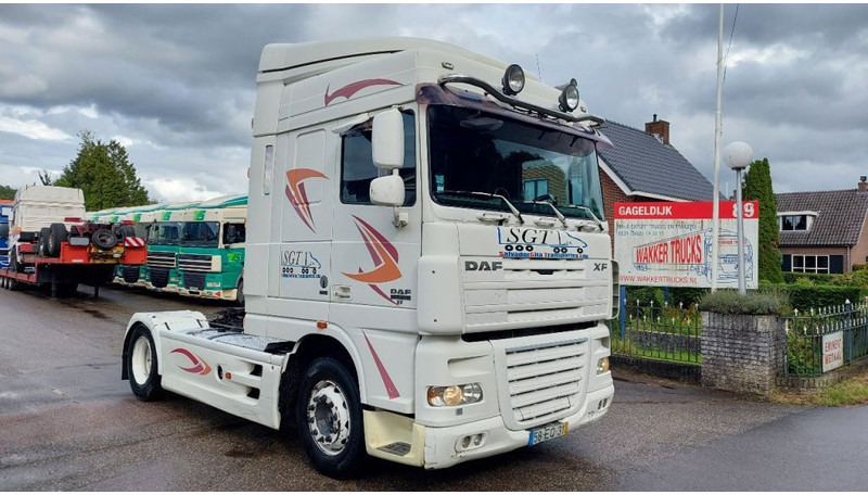 DAF XF 105.410 Retarder - Tractor unit: picture 2 DAF XF 105.410 Retarder - Tractor unit: picture 2
