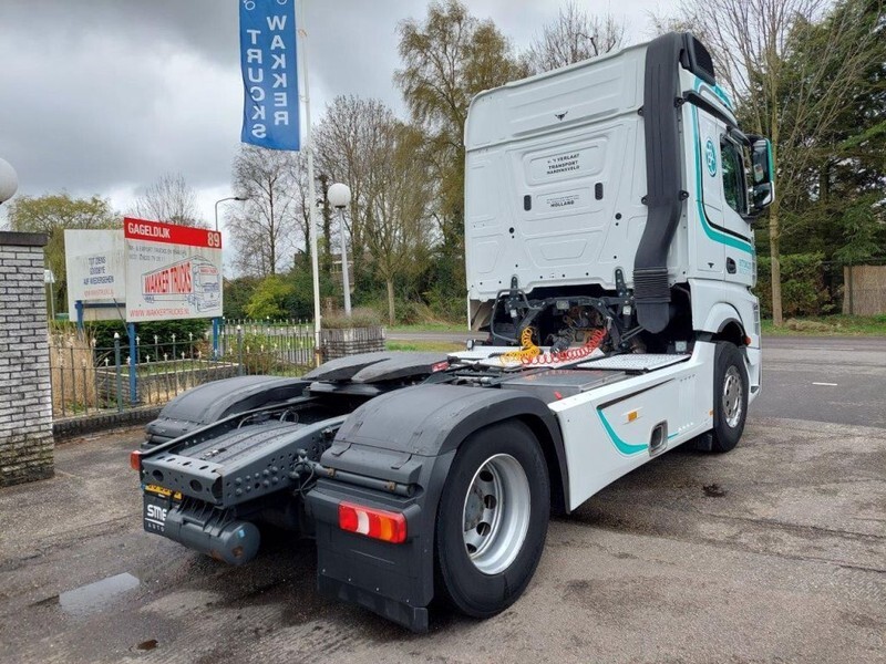 Mercedes-Benz Actros 1842 - Tractor unit: picture 3 Mercedes-Benz Actros 1842 - Tractor unit: picture 3