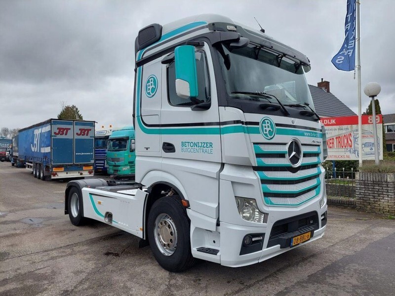 Mercedes-Benz Actros 1842 - Tractor unit: picture 2 Mercedes-Benz Actros 1842 - Tractor unit: picture 2