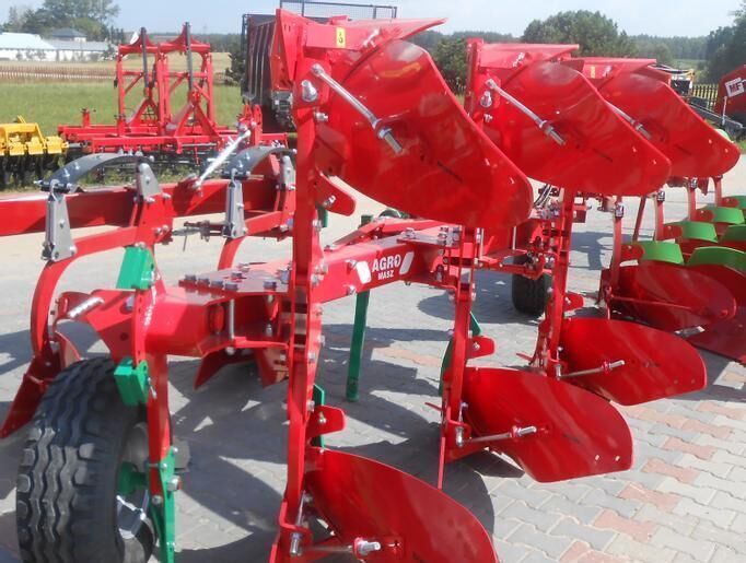 AGRO-MASZ Pług obrotowy 3-skibowy - Plough: picture 2 AGRO-MASZ Pług obrotowy 3-skibowy - Plough: picture 2