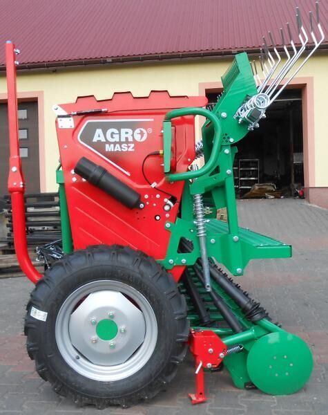 AGRO-MASZ Seed drill/ Siewnik rzędowy SR-270 - Seed drill: picture 5 AGRO-MASZ Seed drill/ Siewnik rzędowy SR-270 - Seed drill: picture 5