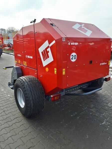 METAL-FACH Prasa Belująca/ πρέσα για σφυρίχτρα/ / Prensa de balas - Bale wrapper: picture 1 METAL-FACH Prasa Belująca/ πρέσα για σφυρίχτρα/ / Prensa de balas - Bale wrapper: picture 1