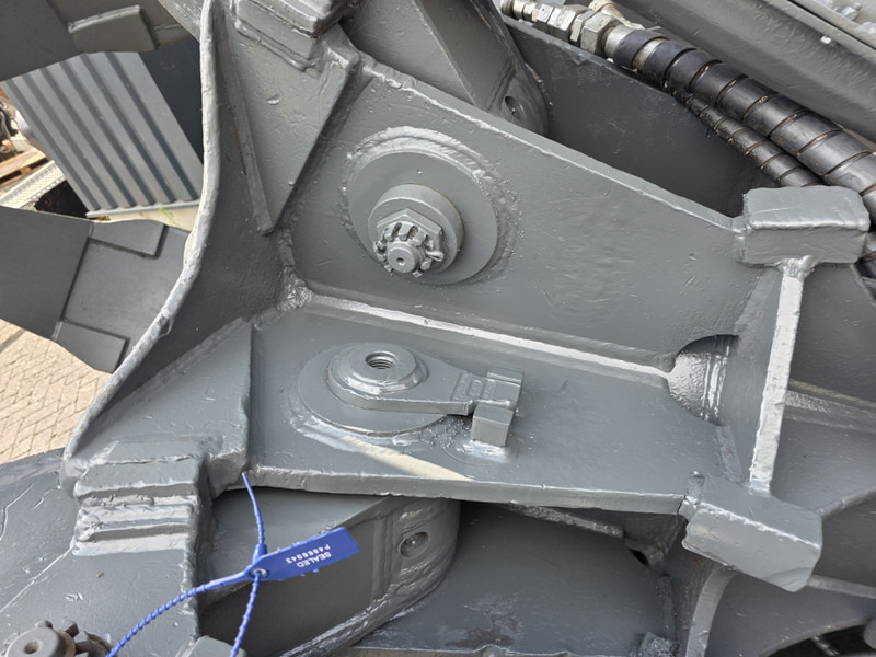 Grapple for Construction machinery Liebherr gm 75 poliepgrijper 3500 liter orange peel liebherr lh 110 lh 150mantsinen 3500 liter: picture 6 Grapple for Construction machinery Liebherr gm 75 poliepgrijper 3500 liter orange peel liebherr lh 110 lh 150mantsinen 3500 liter: picture 6