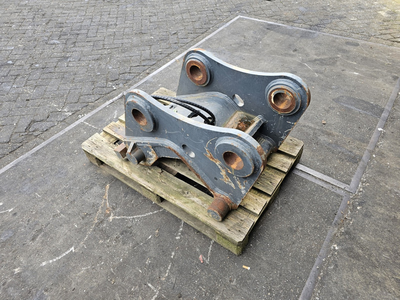 Hydraulische snelwissel cw45s cw45s coupler verachtert eurosteel - Quick coupler for Construction machinery: picture 4 Hydraulische snelwissel cw45s cw45s coupler verachtert eurosteel - Quick coupler for Construction machinery: picture 4