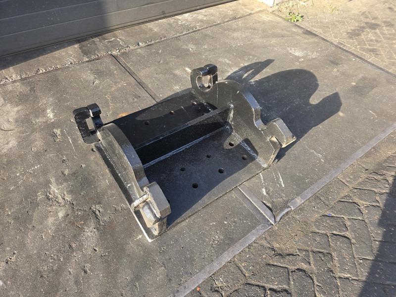Kopplaat cw 45 adaptor plate verachtert cw 45 breedt - Quick coupler for Construction machinery: picture 2 Kopplaat cw 45 adaptor plate verachtert cw 45 breedt - Quick coupler for Construction machinery: picture 2