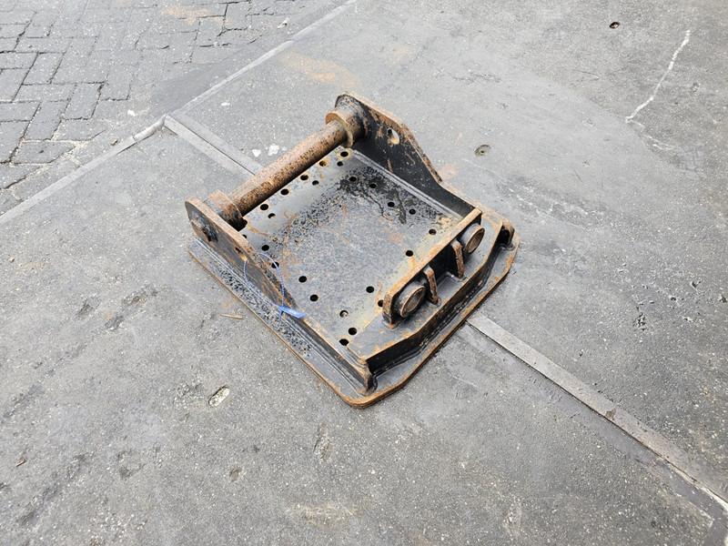 Kopplaat lehnhof cat patroon hammer plate lehnhof cat verachtert - Quick coupler for Construction machinery: picture 3 Kopplaat lehnhof cat patroon hammer plate lehnhof cat verachtert - Quick coupler for Construction machinery: picture 3