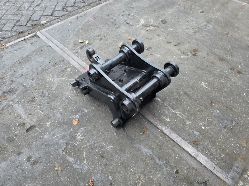 Snelwissel cw 10 mechanisch coupler verachtert cw 10 snelwissel - Quick coupler for Construction machinery: picture 3 Snelwissel cw 10 mechanisch coupler verachtert cw 10 snelwissel - Quick coupler for Construction machinery: picture 3