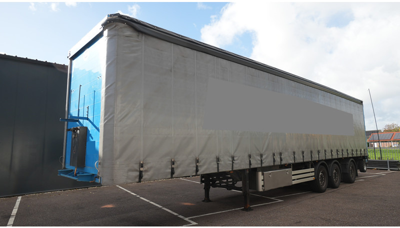 Jumbo 3 AXLE CURTAINSIDE TRAILER WITH TERBERG FORKLIFT - Curtainsider semi-trailer: picture 2 Jumbo 3 AXLE CURTAINSIDE TRAILER WITH TERBERG FORKLIFT - Curtainsider semi-trailer: picture 2